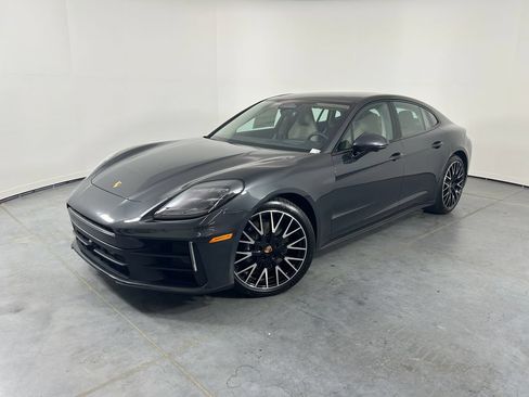New 2026 Porsche Panamera 4 AWD/4WD image 1