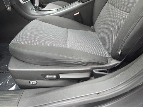 Used 2010 Chevrolet Malibu LT w/ Power Convenience Package image 24