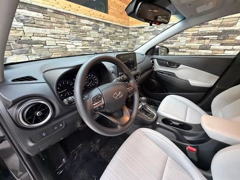 Used 2023 Hyundai Kona SEL AWD/4WD image 12