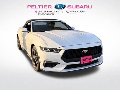 Used 2024 Ford Mustang Convertible RWD image 1