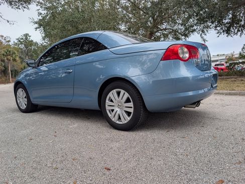 Used 2010 Volkswagen Eos Komfort image 5