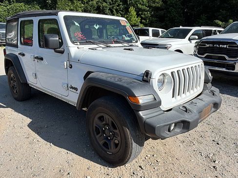 Used 2023 Jeep Wrangler Unlimited Sport AWD/4WD image 5