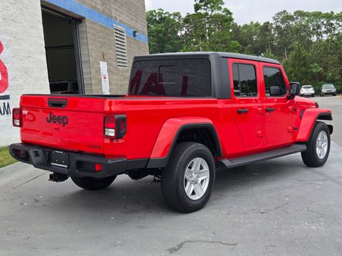 Used 2021 Jeep Gladiator Sport AWD/4WD image 7