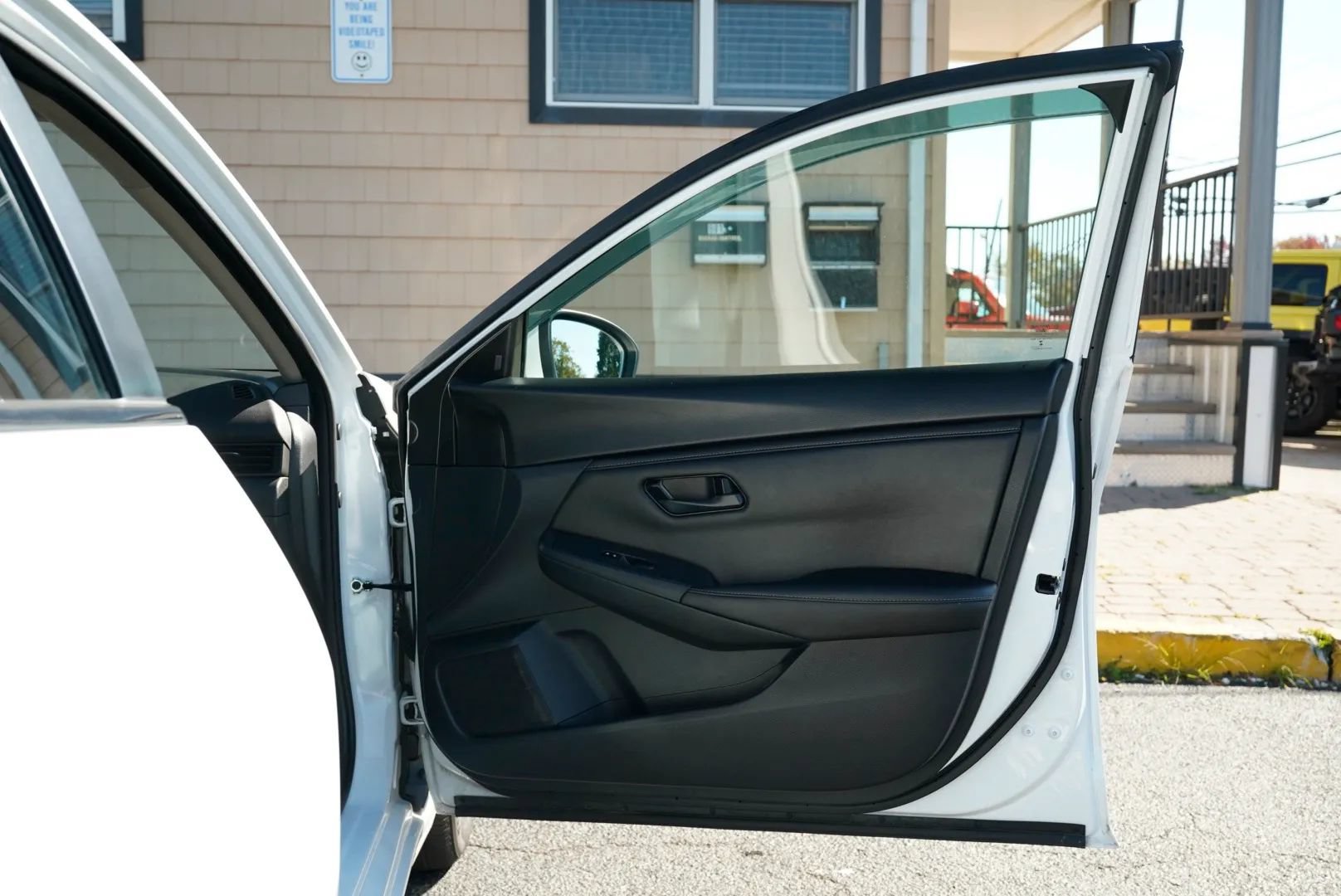Used 2025 Nissan Sentra S FWD image 33