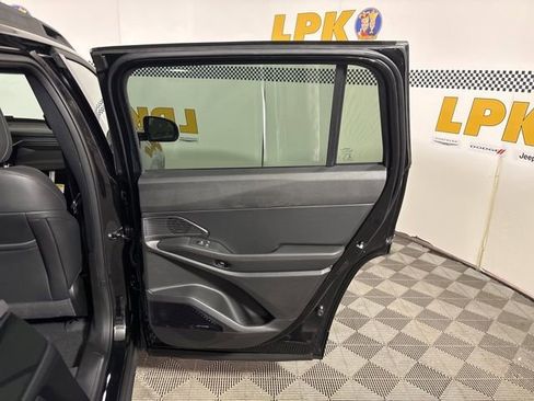 New 2026 Jeep Cherokee Overland image 25