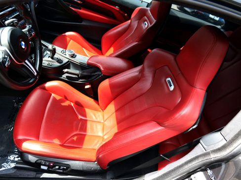 Used 2015 BMW M4 2dr Cpe image 16