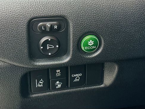 Used 2023 Honda Ridgeline Sport image 15