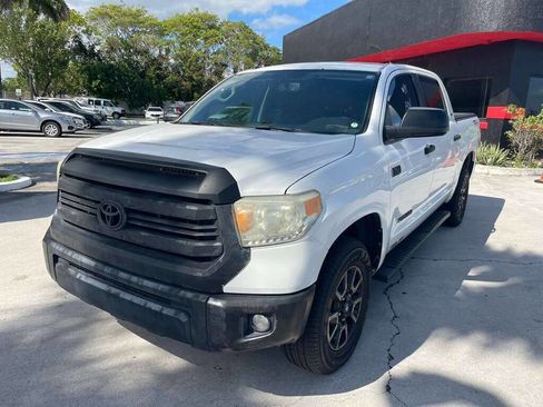 Used 2015 Toyota Tundra SR5 image 1