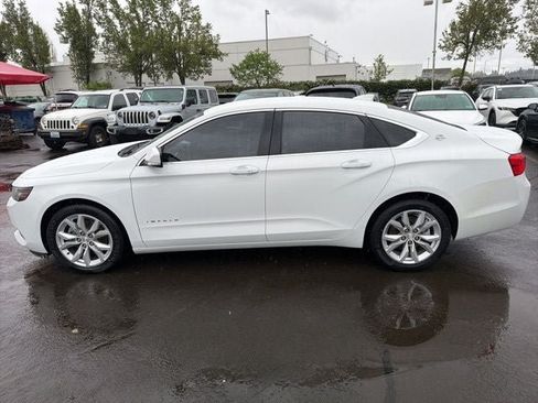 Used 2019 Chevrolet Impala LT FWD image 6