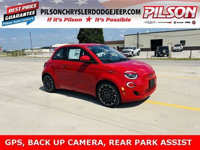 New 2024 FIAT 500 e (RED)