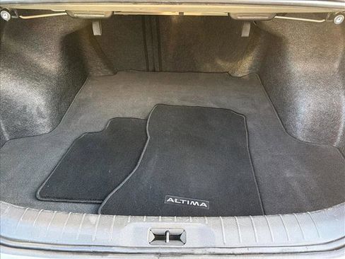 Used 2024 Nissan Altima 2.5 SV image 25