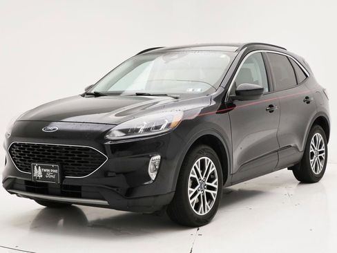 Used 2021 Ford Escape SEL image 2