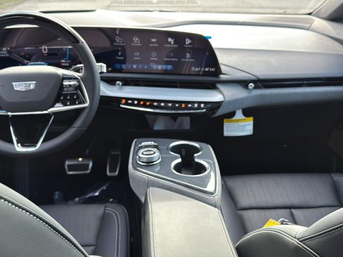 New 2026 Cadillac Optiq Sport 2 image 9