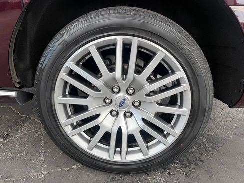 Used 2023 Ford Expedition Max Platinum AWD/4WD image 21