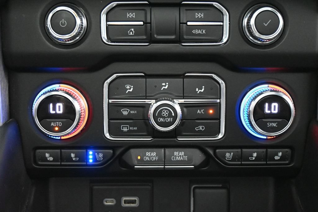 Used 2022 GMC Yukon SLT w/ SLT Premium Package AWD/4WD image 21