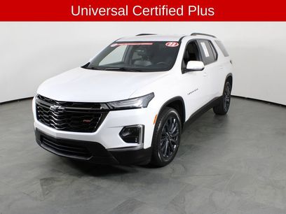 Used 2023 Chevrolet Traverse RS