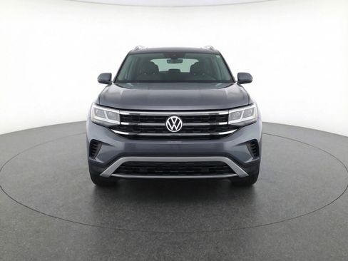 Used 2024 Volkswagen Atlas SE image 2