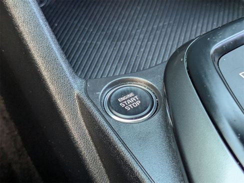 Used 2025 Kia K4 LXS image 25