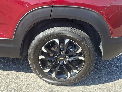 Used 2023 Chevrolet TrailBlazer LT w/ Convenience Package image 8