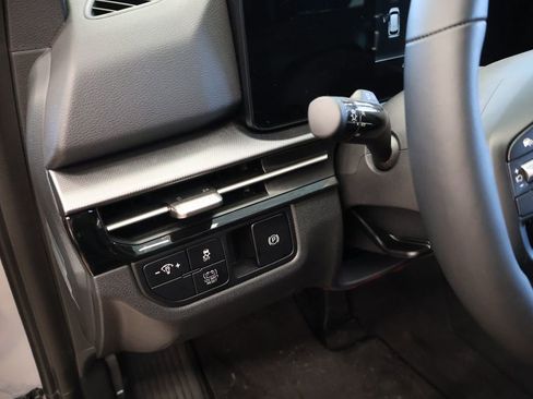 New 2026 Kia Sportage S image 21