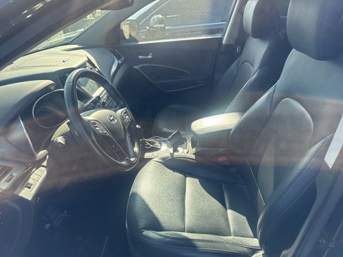 Used 2017 Hyundai Santa Fe Sport 2.0T image 5