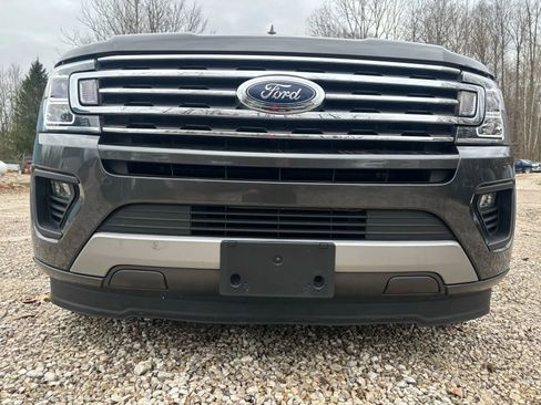 Used 2021 Ford Expedition XLT image 11