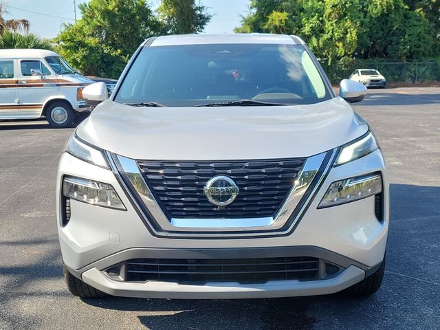 Used 2022 Nissan Rogue SV AWD/4WD image 2