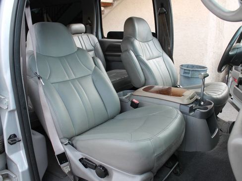 Used 2001 Ford Excursion XLT image 37