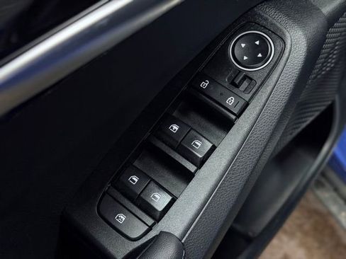 Used 2023 Kia Seltos S w/ Navigation Package AWD/4WD image 11