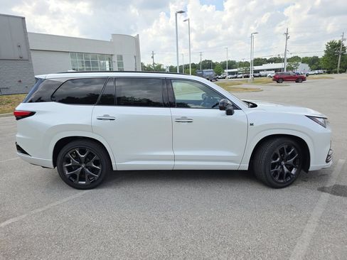 New 2026 Lexus TX 500h AWD image 9