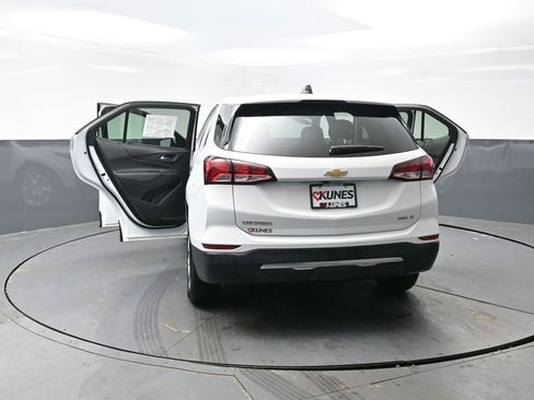 Used 2023 Chevrolet Equinox LT image 56