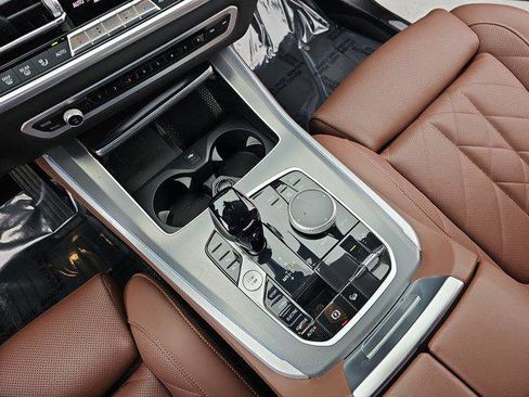 Used 2023 BMW X5 xDrive45e w/ Climate Comfort Package image 25