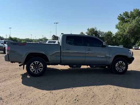 Used 2023 Toyota Tacoma TRD Sport w/ TRD Premium Sport Package AWD/4WD image 6