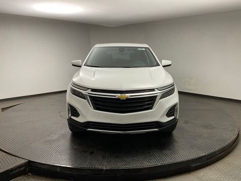 Certified 2024 Chevrolet Equinox LT FWD image 2