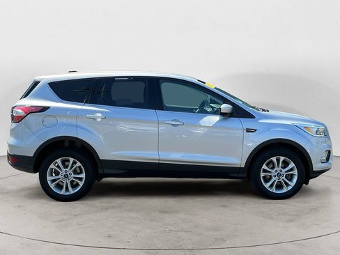 Used 2017 Ford Escape SE AWD/4WD image 4