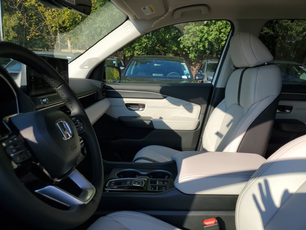 New 2026 Honda Pilot Touring image 15