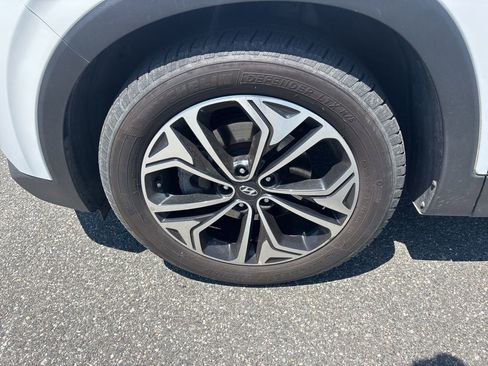 Used 2020 Hyundai Santa Fe Limited AWD/4WD image 11