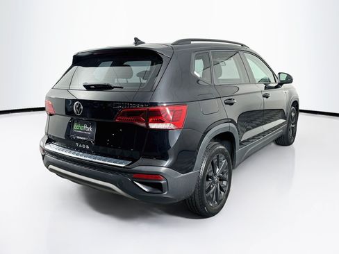 Used 2022 Volkswagen Taos S FWD image 9