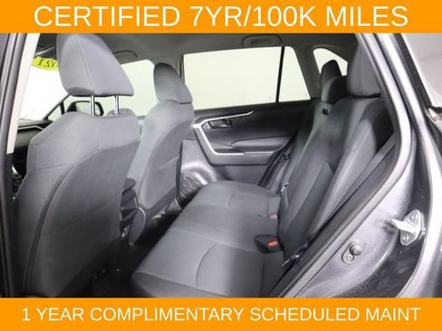 Used 2021 Toyota RAV4 LE w/ Carpet Mat Package (TMS) AWD/4WD image 42