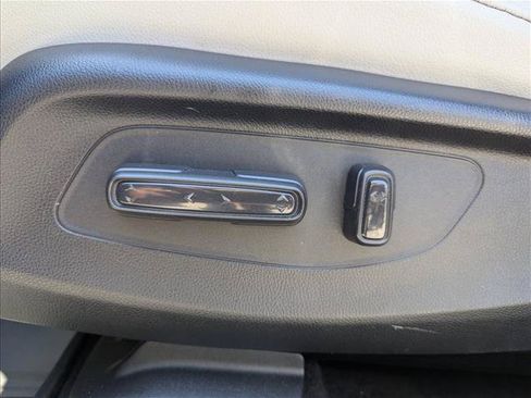 Used 2024 Honda HR-V EX-L image 11