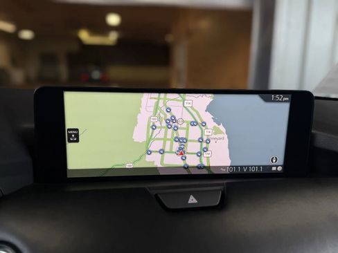 Used 2024 MAZDA CX-90 Plug-In Hybrid w/ Premium Plus image 34