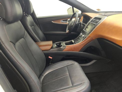 Used 2016 Lincoln MKX Black Label w/ Technology Package FWD image 21
