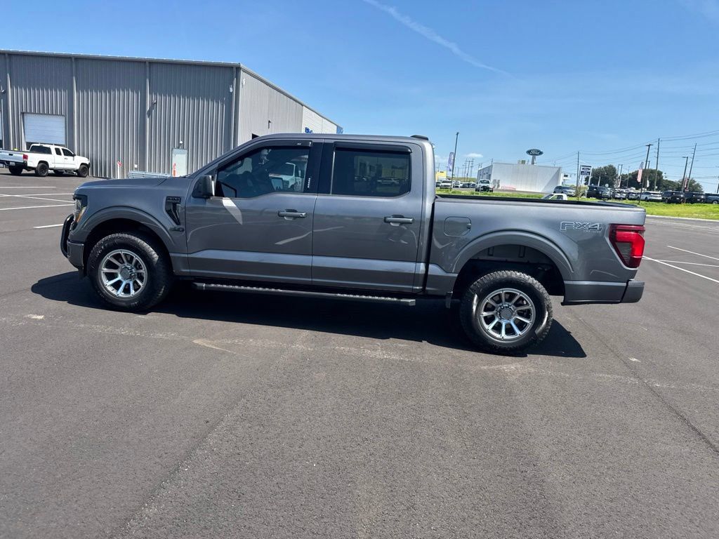 Used 2024 Ford F150 XLT w/ FX4 Off-Road Package AWD/4WD image 9
