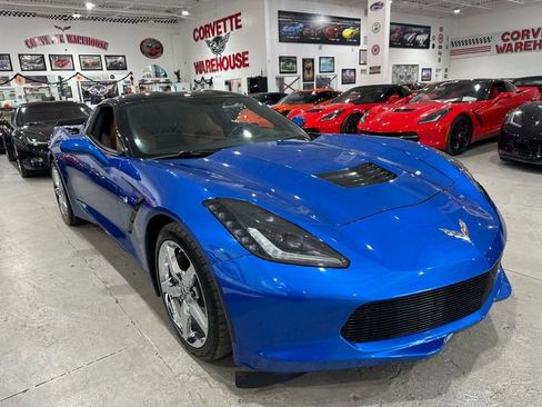 Used 2014 Chevrolet Corvette Stingray Coupe w/ 2LT Preferred Equipment Group image 4
