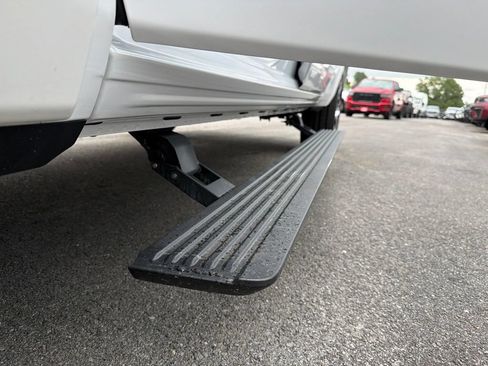 Used 2019 RAM 1500 Limited AWD/4WD image 15