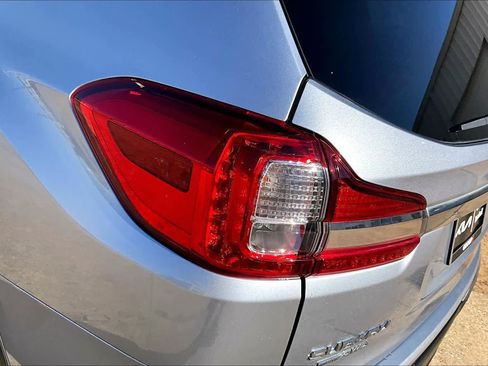 Used 2022 Subaru Ascent Limited w/ Technology Package image 27