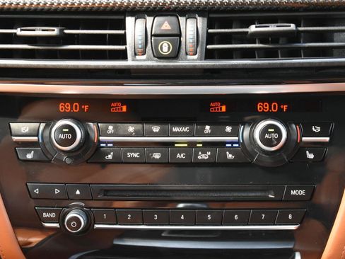 Used 2017 BMW X5 M AWD/4WD image 22