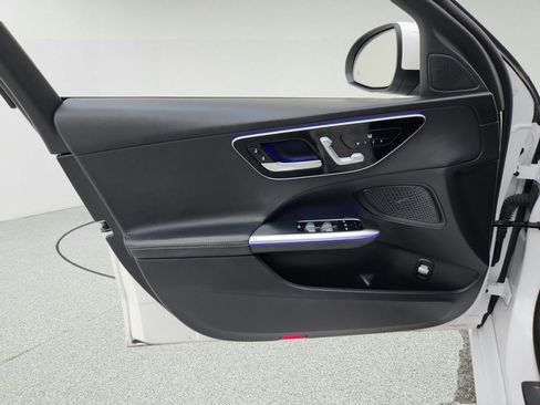 Used 2023 Mercedes-Benz C 300 Sedan image 26
