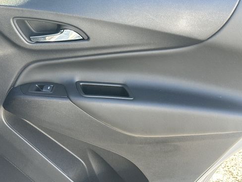 Used 2024 Chevrolet Equinox LT AWD/4WD image 16