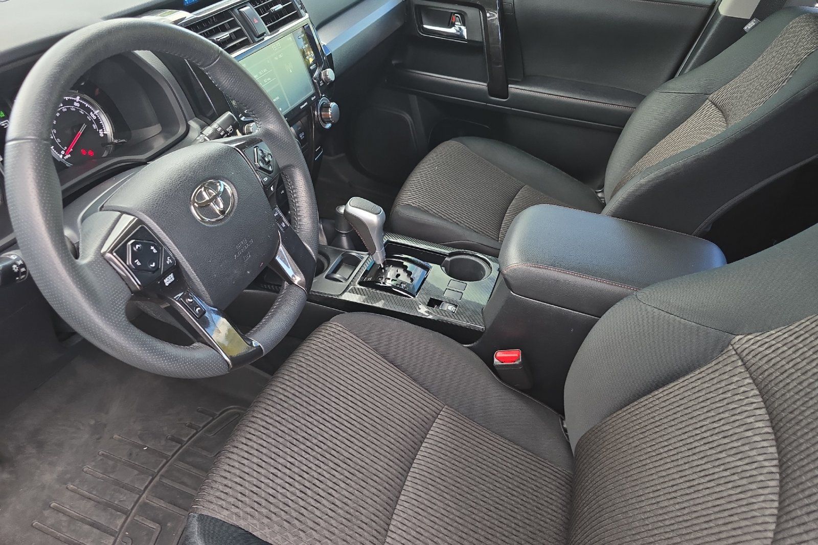 Used 2021 Toyota 4Runner TRD Off-Road AWD/4WD image 10